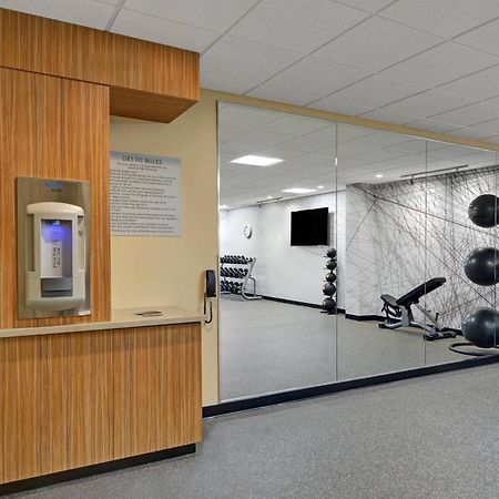 印第安纳波利斯市中心万豪唐普雷斯套房酒店 印第安納波利斯 外观 照片